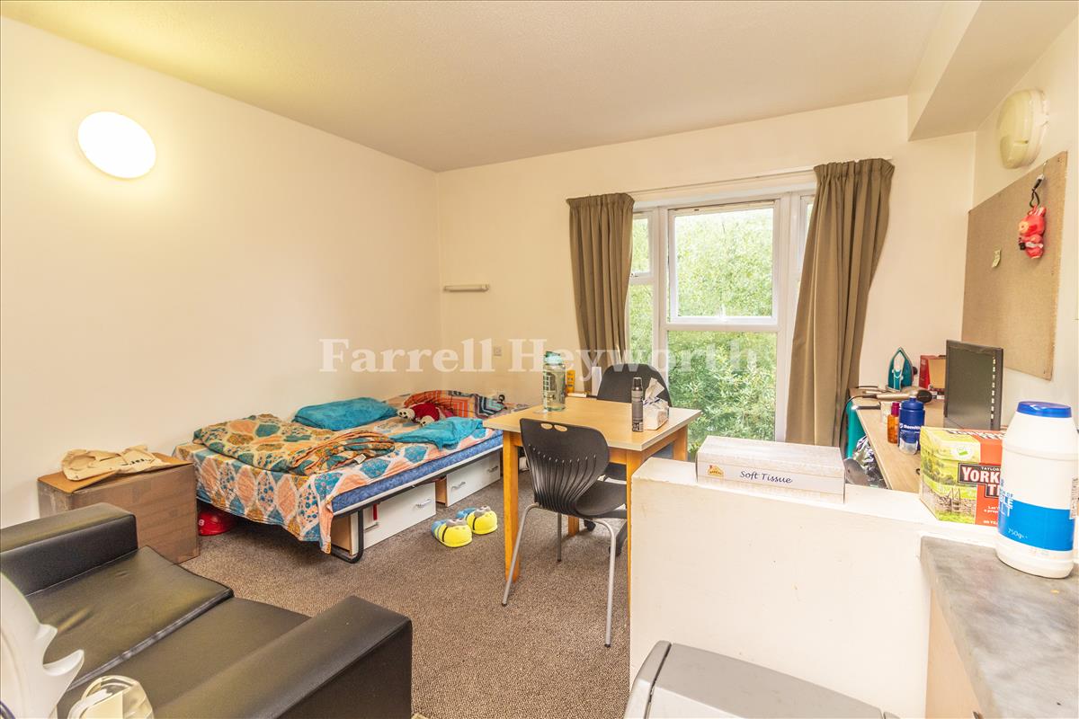 Open Plan living image 2