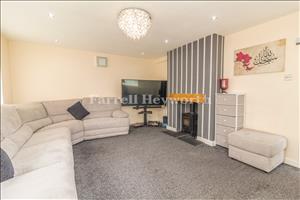 Lounge image 3