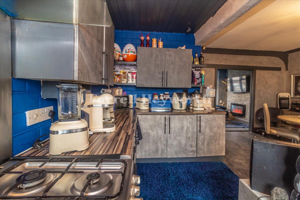 Open Plan Area image 2