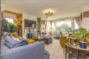 Lounge c