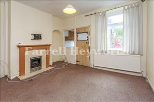Living room 3