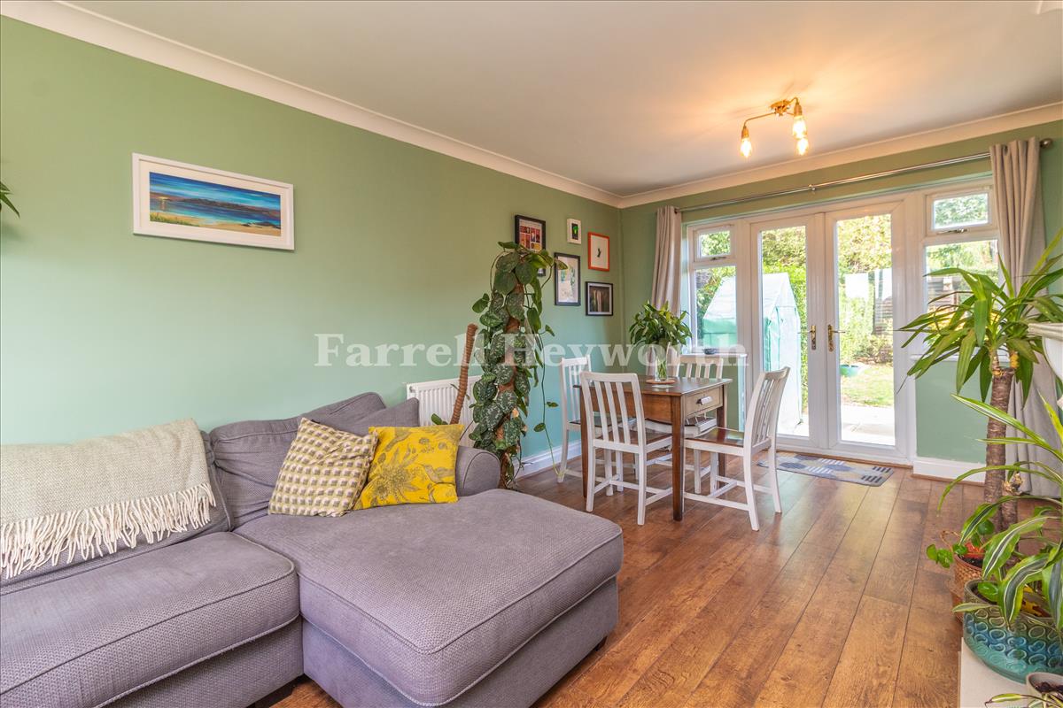 Lounge Diner image 4