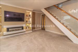 Lounge image 2