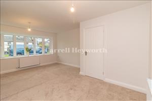 Lounge image 3