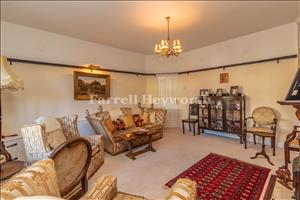 Lounge image 2