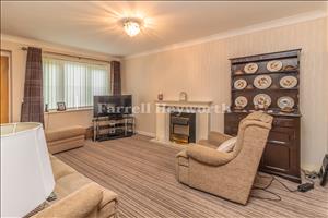 Lounge image 2