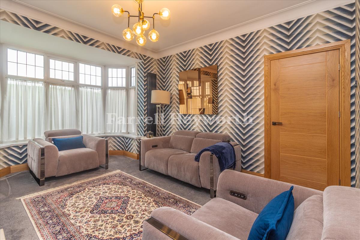 Front Reception Room image 2