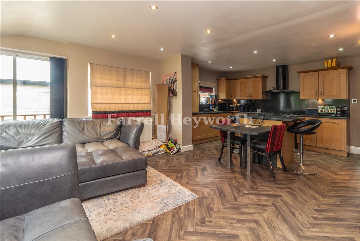 Open Plan Living image 2
