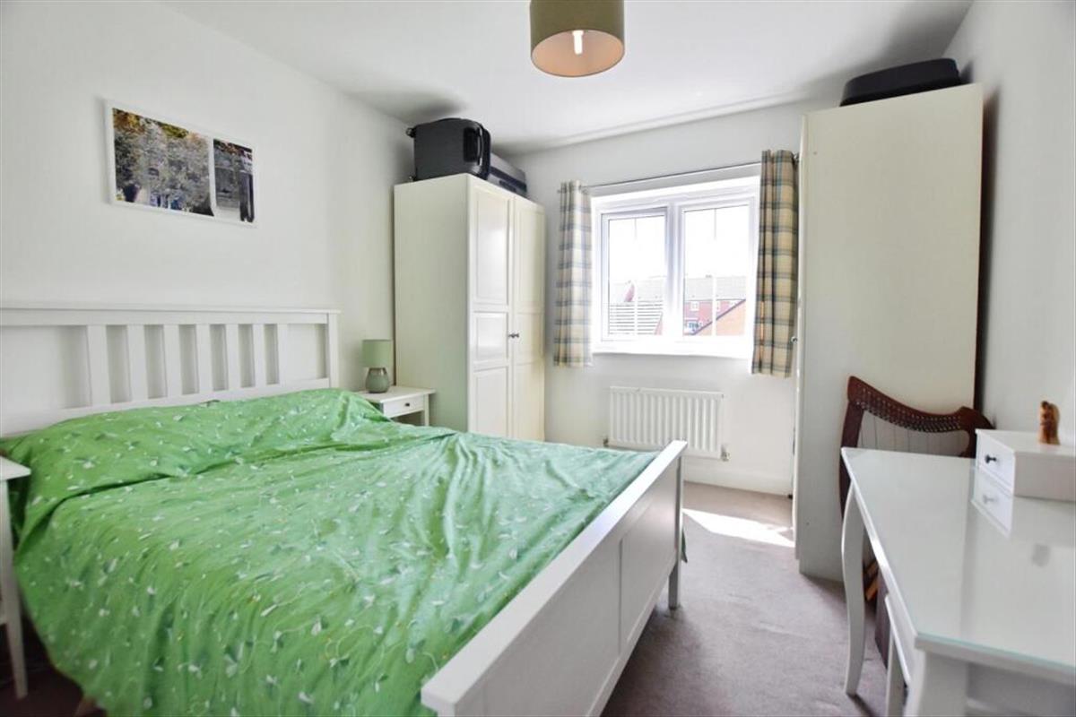 Eagle Close Master Bedroom