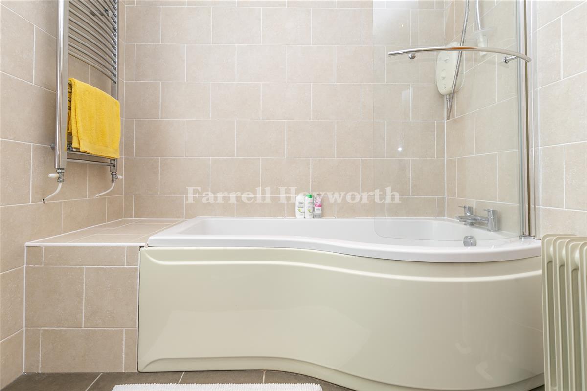 Bathroom view 3