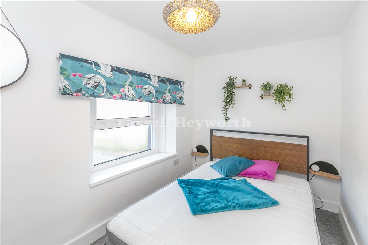 Flat 2 bedroom 1 view 2