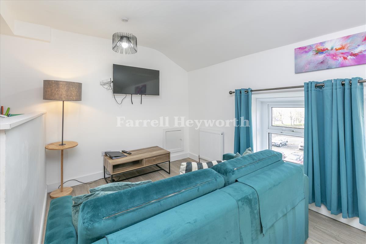 Flat 2 reception view 4