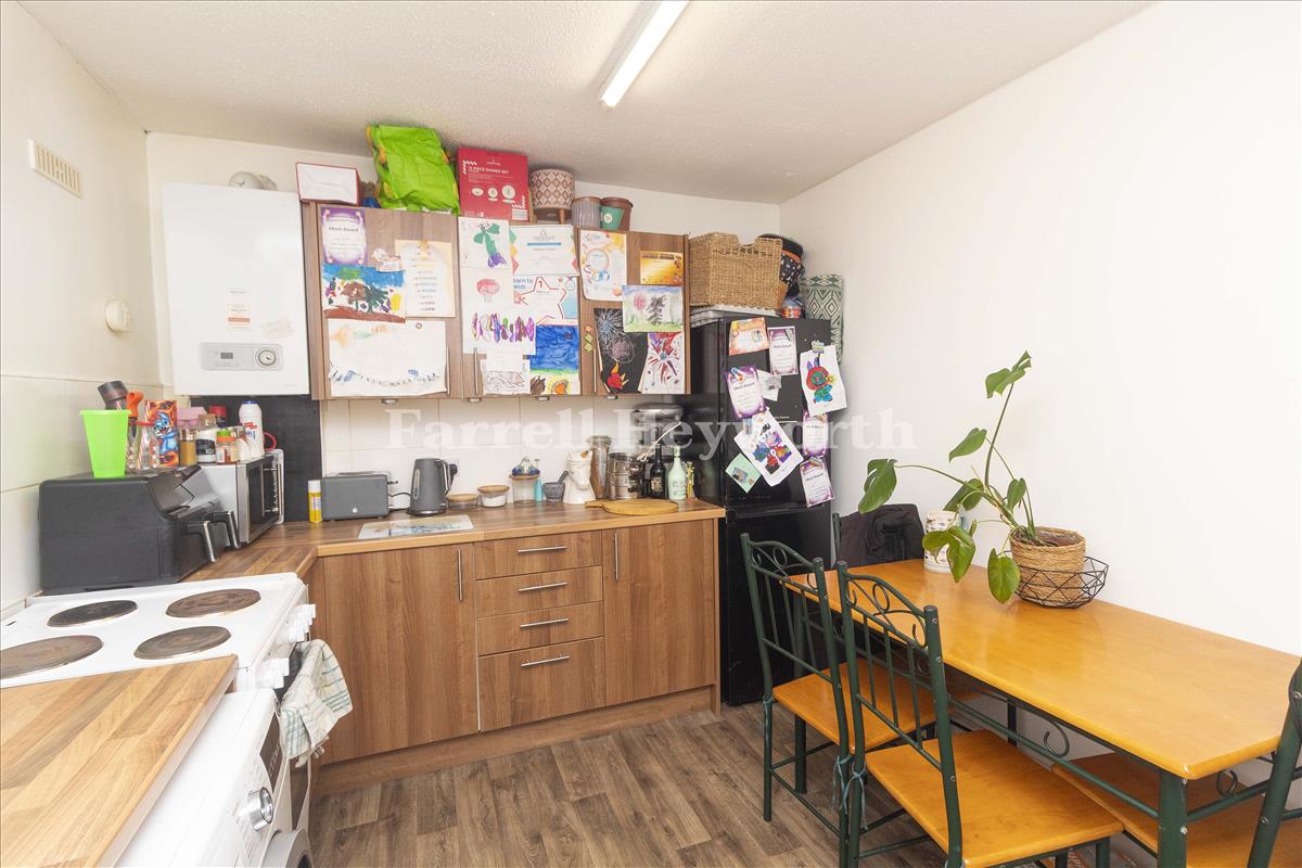 Flat 3 Kitchen view 2