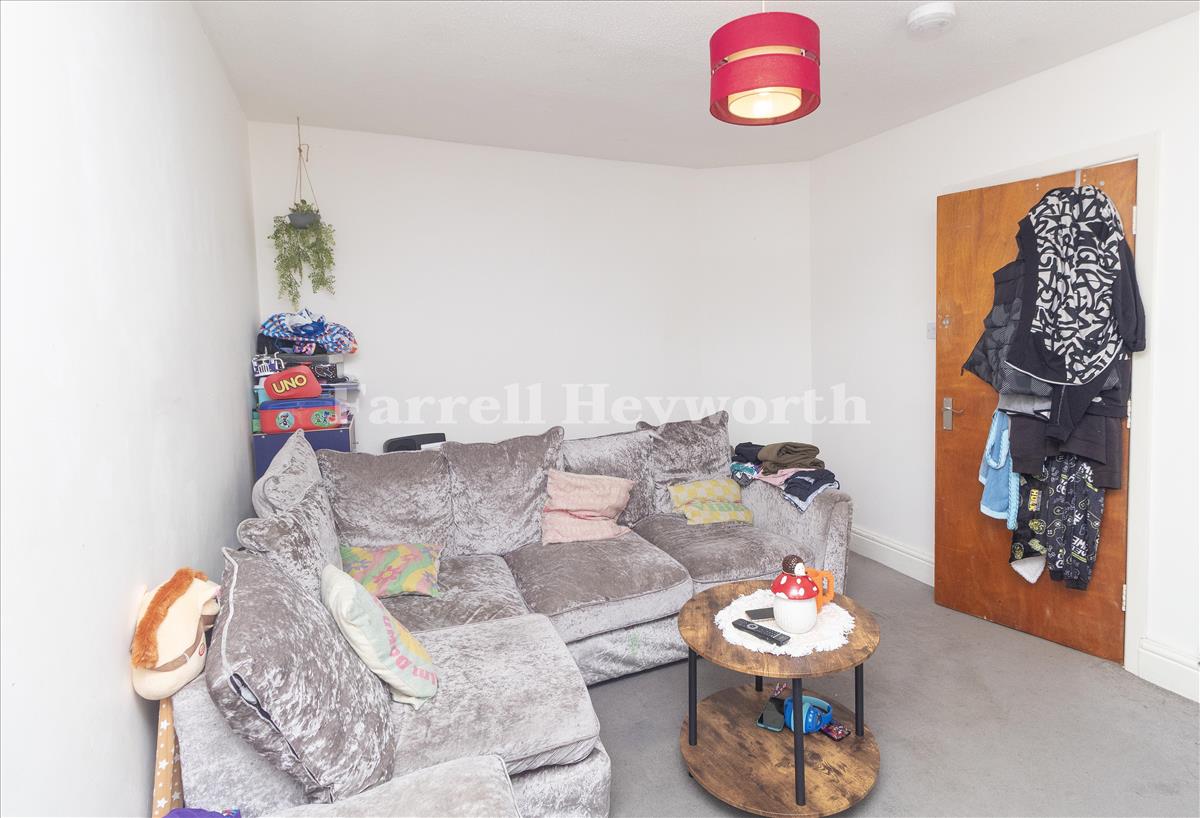 Flat 3 Lounge view 2