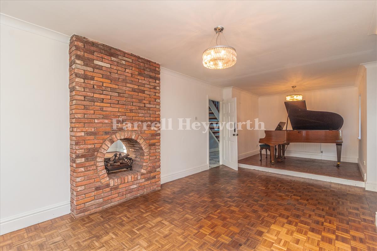 Reception Room 2 Image 3