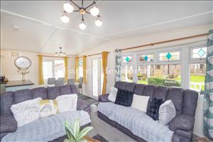 Open Plan Living 3