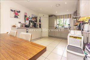 Kitchen 4