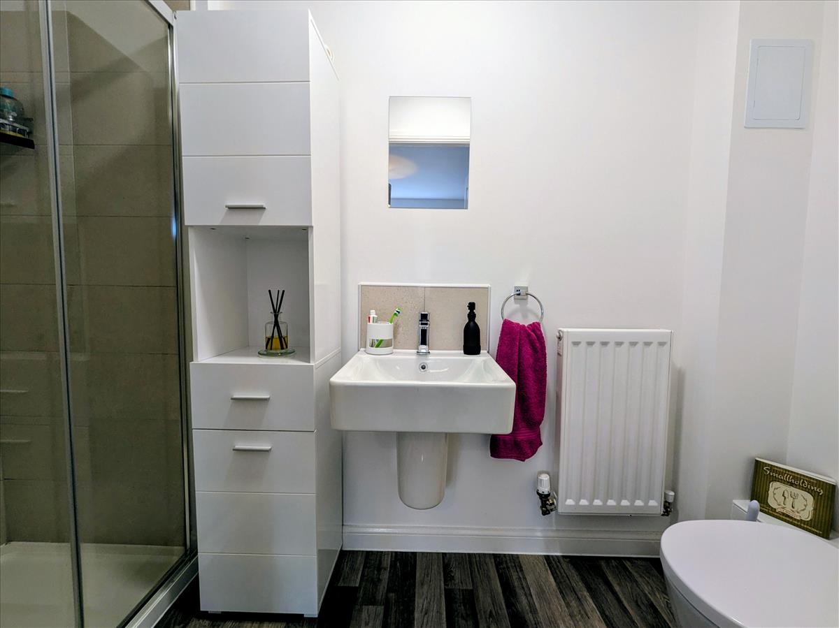 Bedroom One En Suite