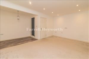 Lounge Diner image 3