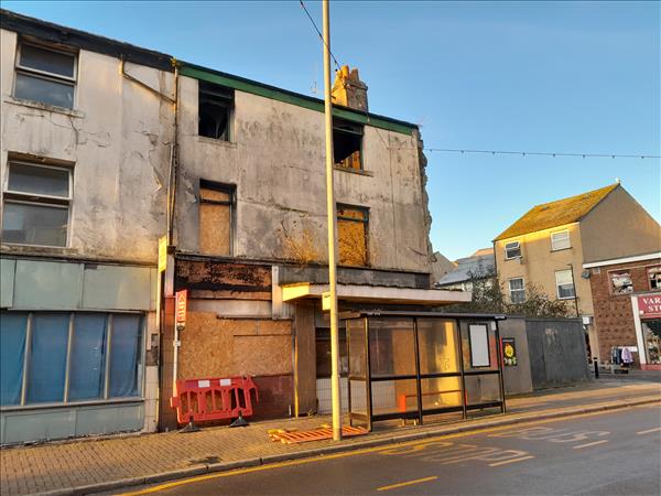 Regent 1st Floor And Ground Floor Entrance