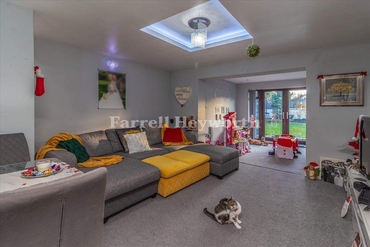 Open Plan Living image 2