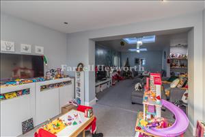 Open Plan Living image 4