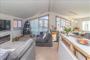 Open Plan Area image 4