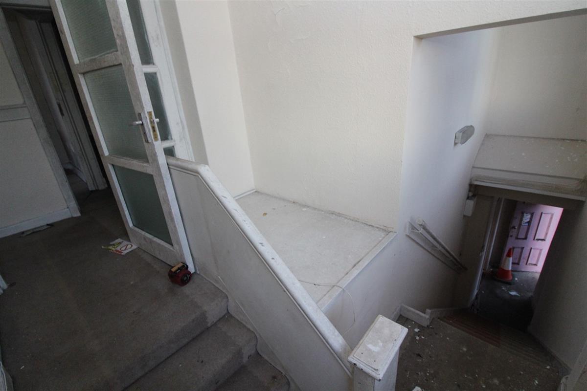 Queens Hotel Interior 4