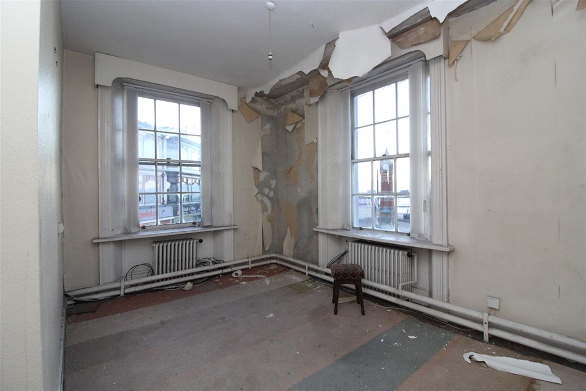 Queens Hotel Interior 5