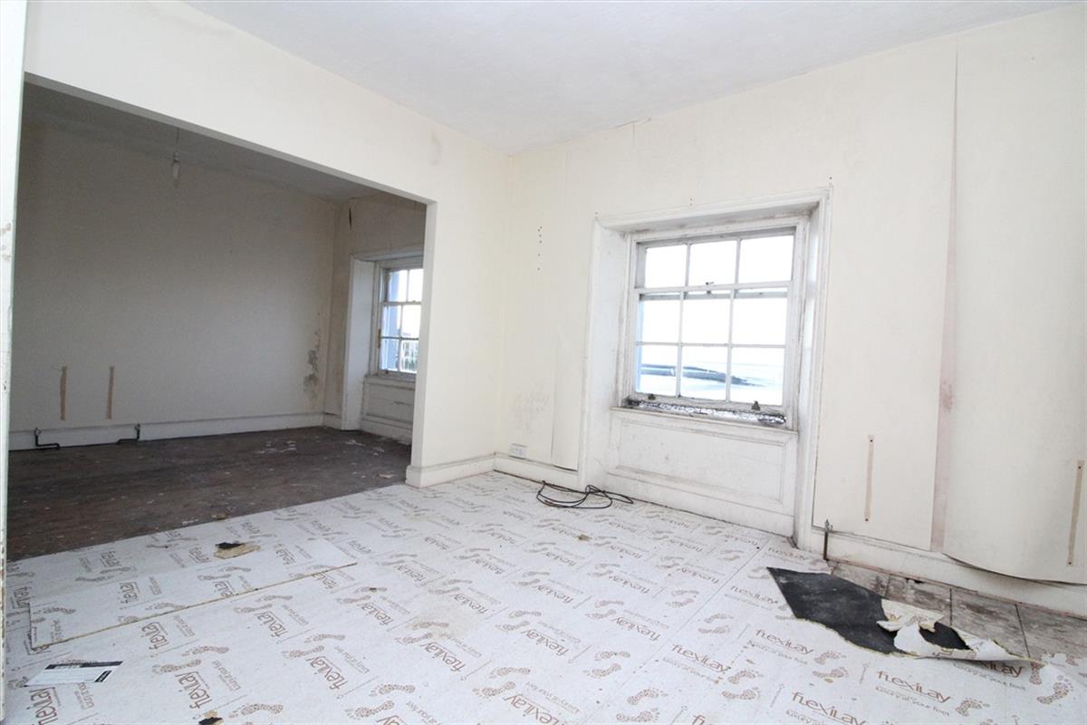 Queens Hotel Interior 7