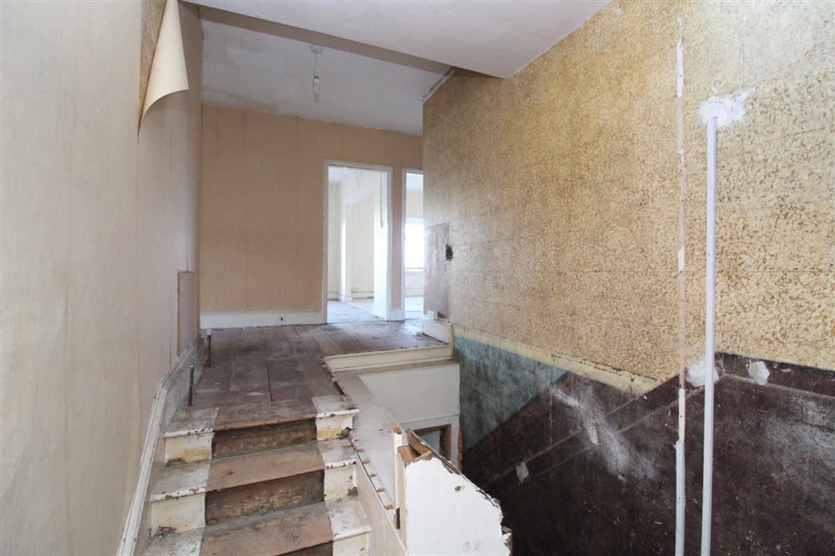 Queens Hotel Interior Staircase