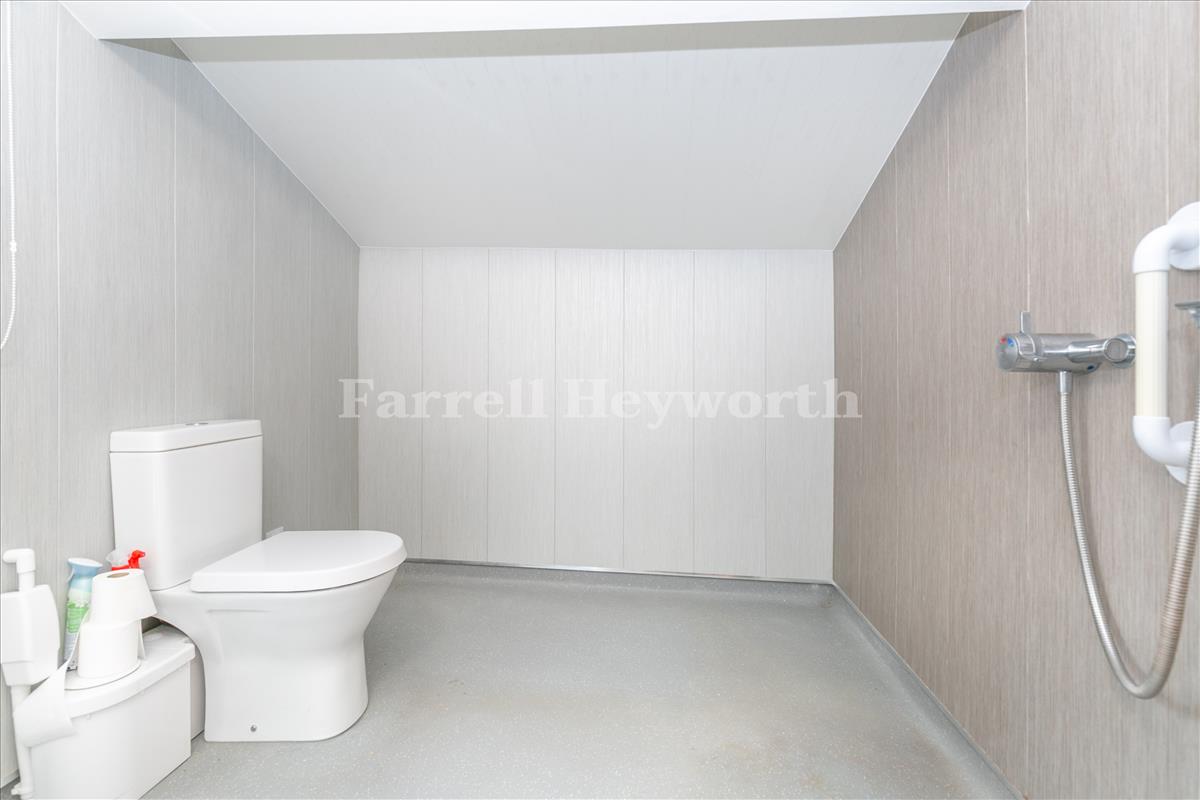 Shower room 1 view 2
