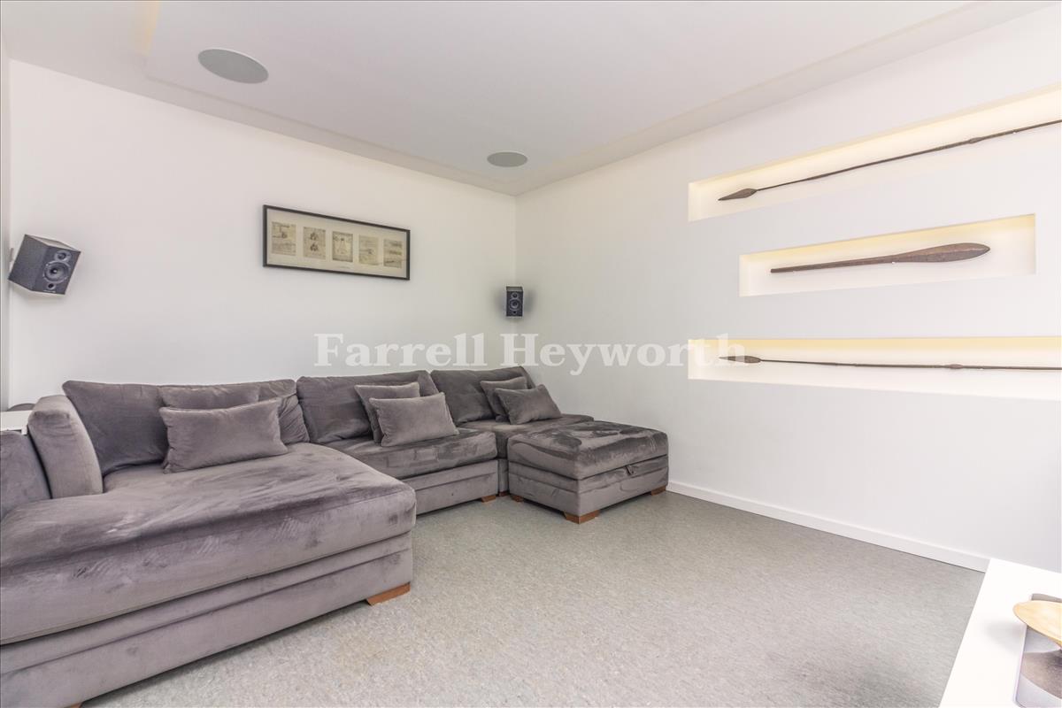 Lounge c