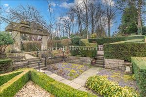 Communal Gardens image 3