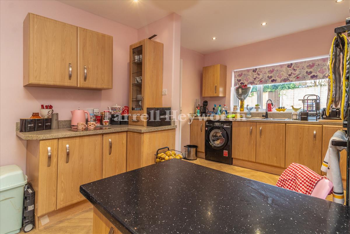 Breakfast Kitchen image 3