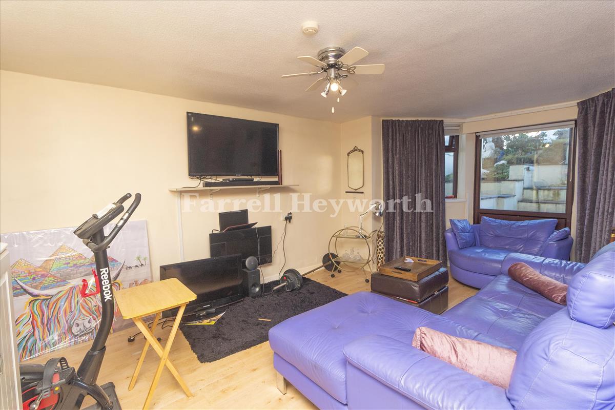 Basement Flat Lounge