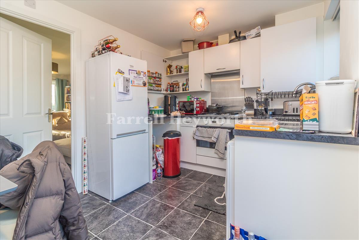 Kitchen Diner image 2