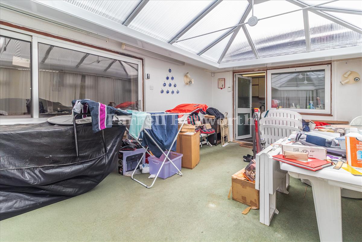 Garden Room image 2
