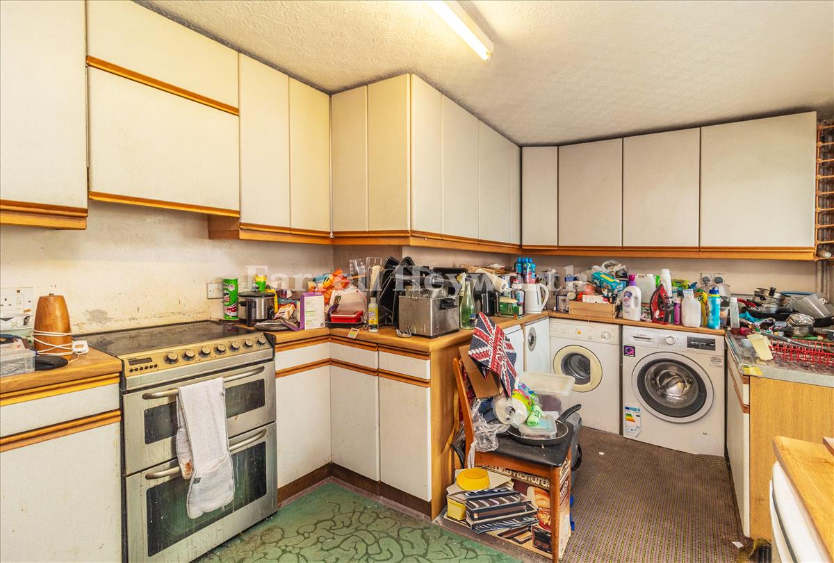 Kitchen image 2