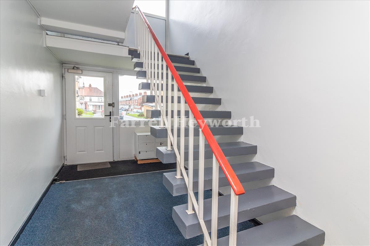 Communal Hallway image 2