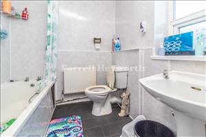 Ground Floor Bathroom