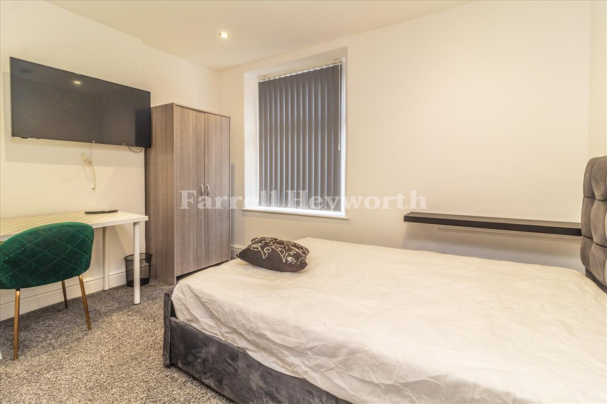 Flat 2 Bedroom 1