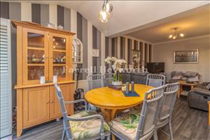 Open Plan Area image 3