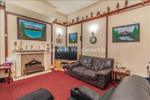 Rear Reception Room Image 2