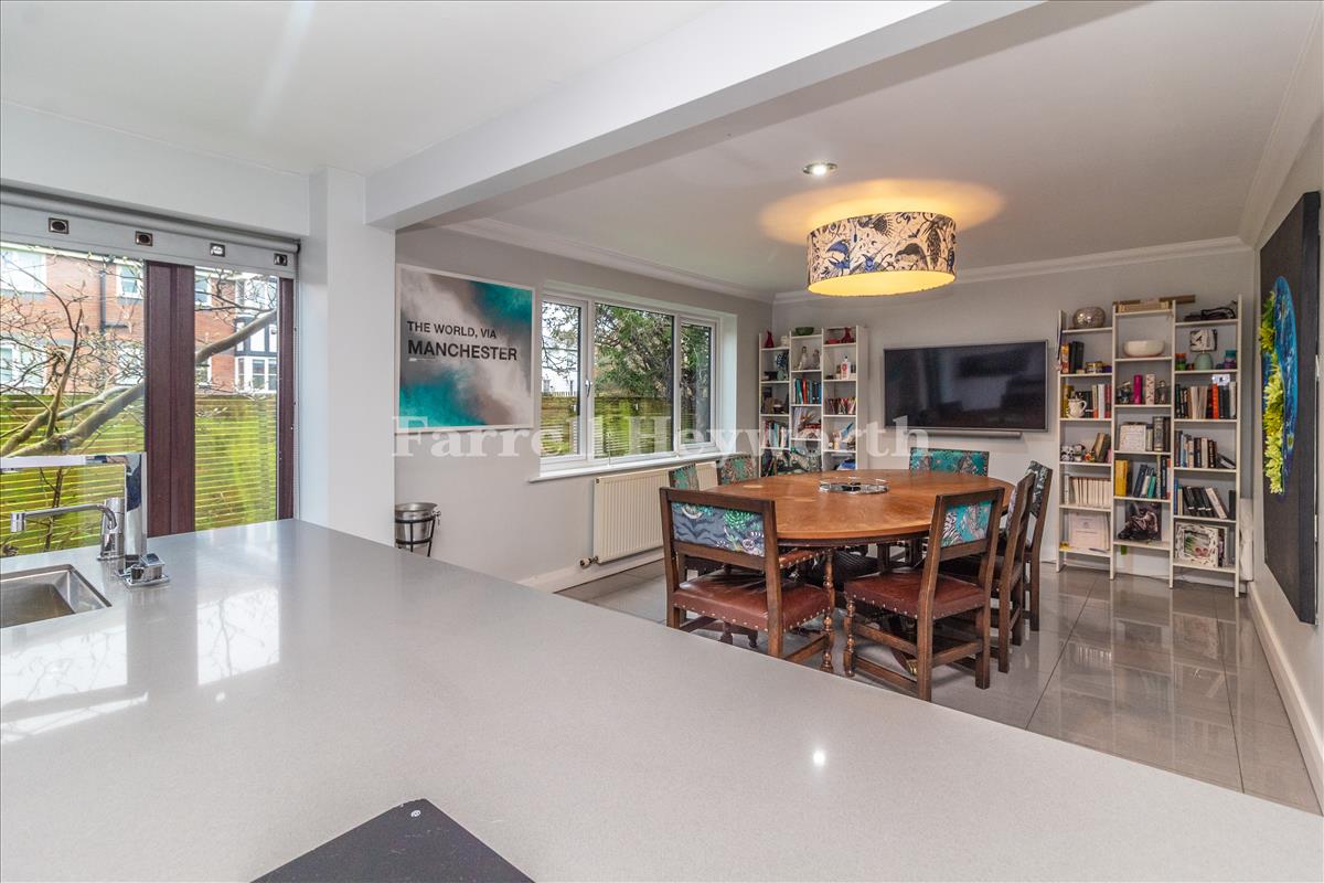 Kitchen Diner image 2