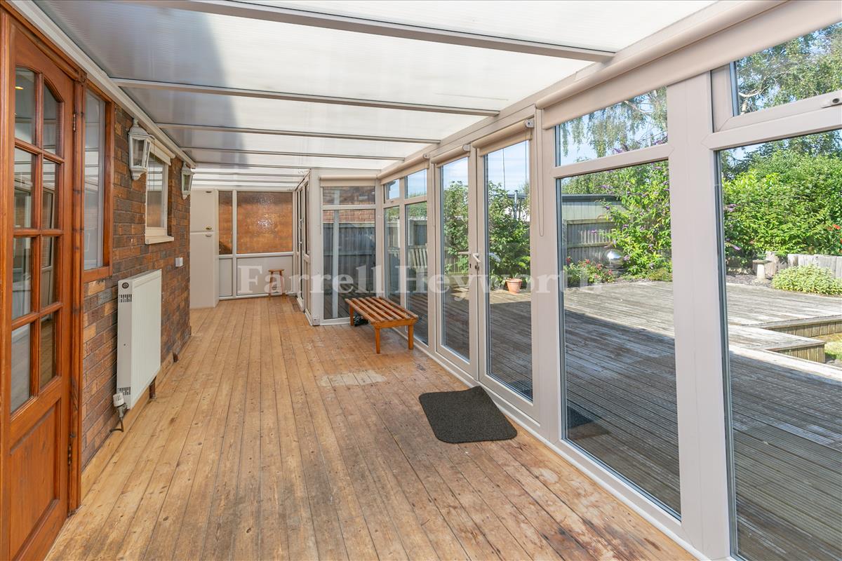 Conservatory view 3