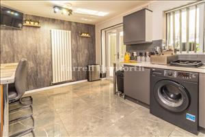 Kitchen image 2