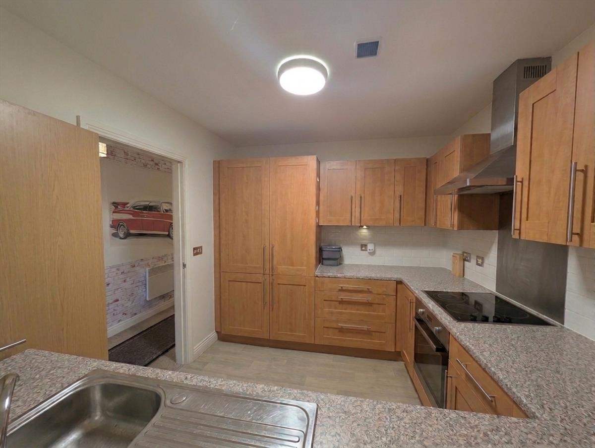 Kitchen 2