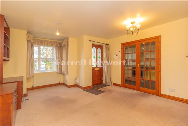 Lounge Diner image 3