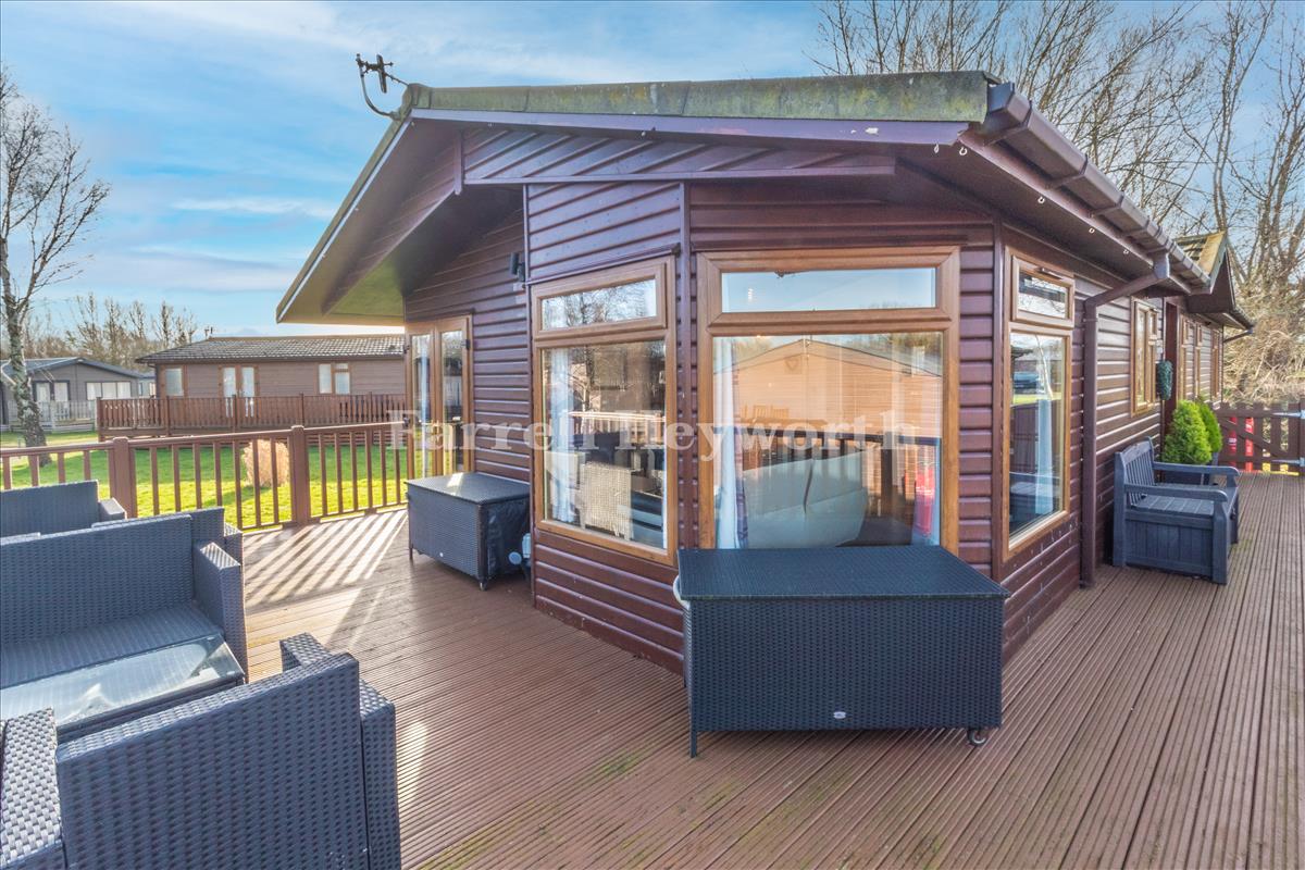 Decking Area image 3